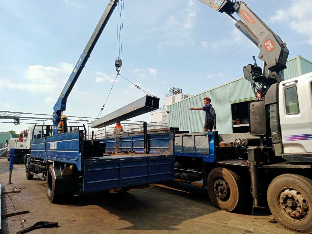 THÉP HỘP 160X200X8MM, THÉP HỘP CHỮ NHẬT 160X200X8LI