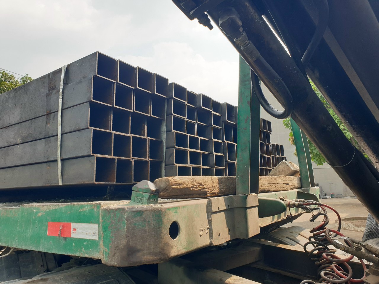THÉP HỘP 100X200X5MM, THÉP HỘP CHỮ NHẬT 100X200X5LY