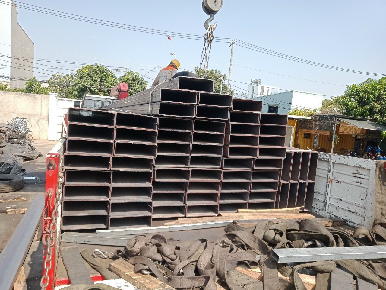 THÉP HỘP 100X250X8MM, THÉP HỘP CHỮ NHẬT 100X250X8LI