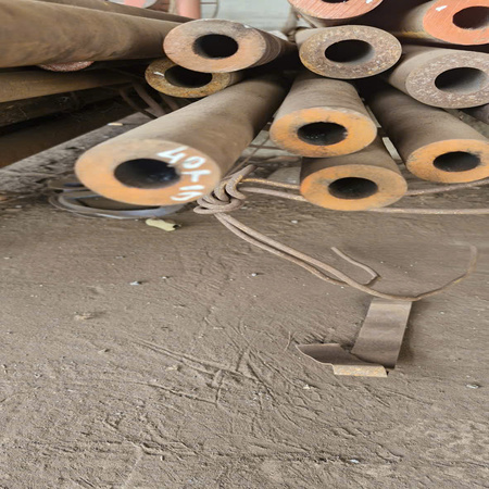 THÉP ỐNG HÀN ĐEN PHI 45/ ỐNG THÉP HÀN D45